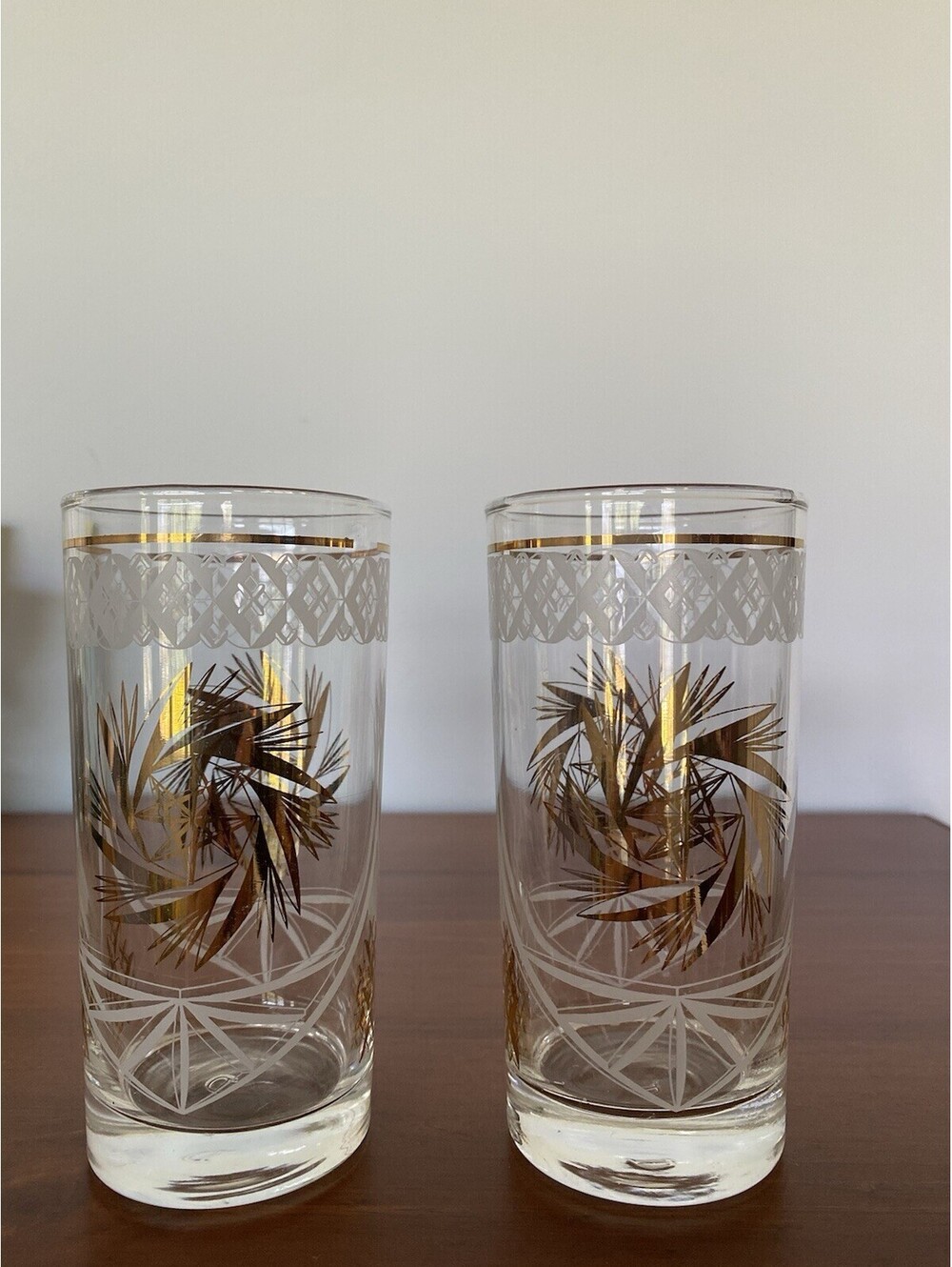 VTG 1960s Dominion Glass Gold Starburst White Etched Diamond Design Tumbler 5.5"